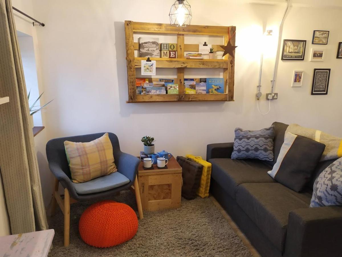 Milking Shed Cottage Narberth Extérieur photo
